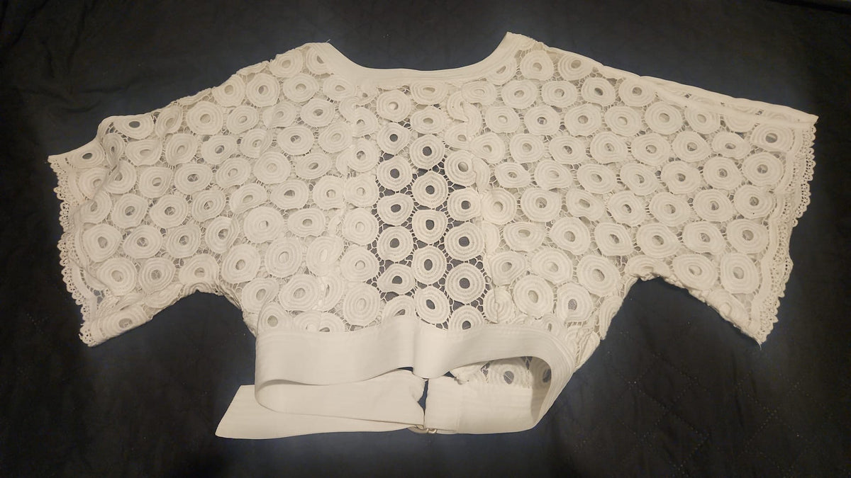 Lusso Reborn ivory lace top back and lace detail